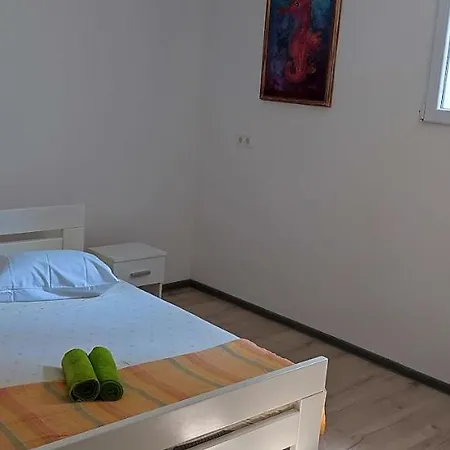 Διαμέρισμα Ivan *