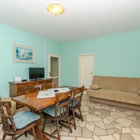 Ivan Διαμέρισμα